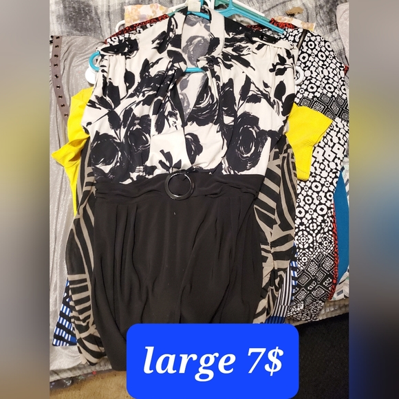 Tops - Picture 11 of 16